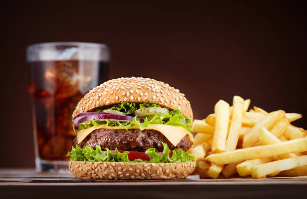 Grillhähnchen vom Profi Entdecken Sie knusprige Spezialitäten aus dem Grillrestaurant Stettfeld