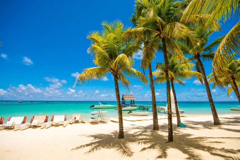 Airport Transfer Mauritius Tips for Families, Couples, and Solo Travelers