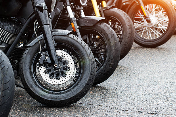 Motorradmarktplatz Schweiz mit Inseraten von privaten Anbietern und Händlern